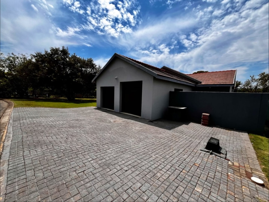 4 Bedroom Property for Sale in Buffelsfontein A H North West